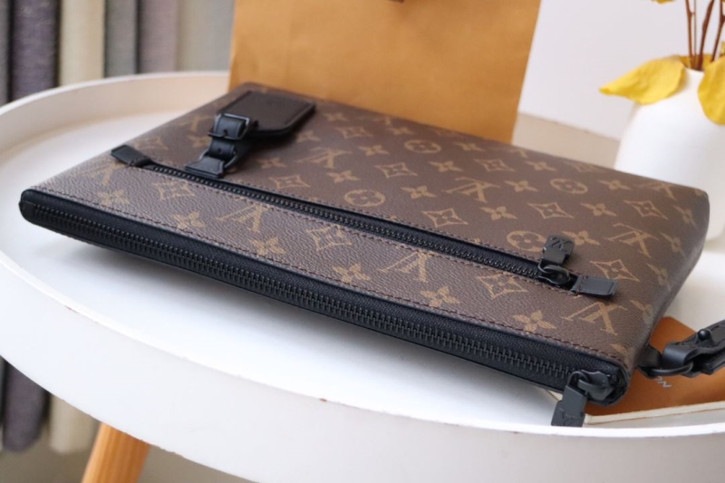 LV Clutch Bags